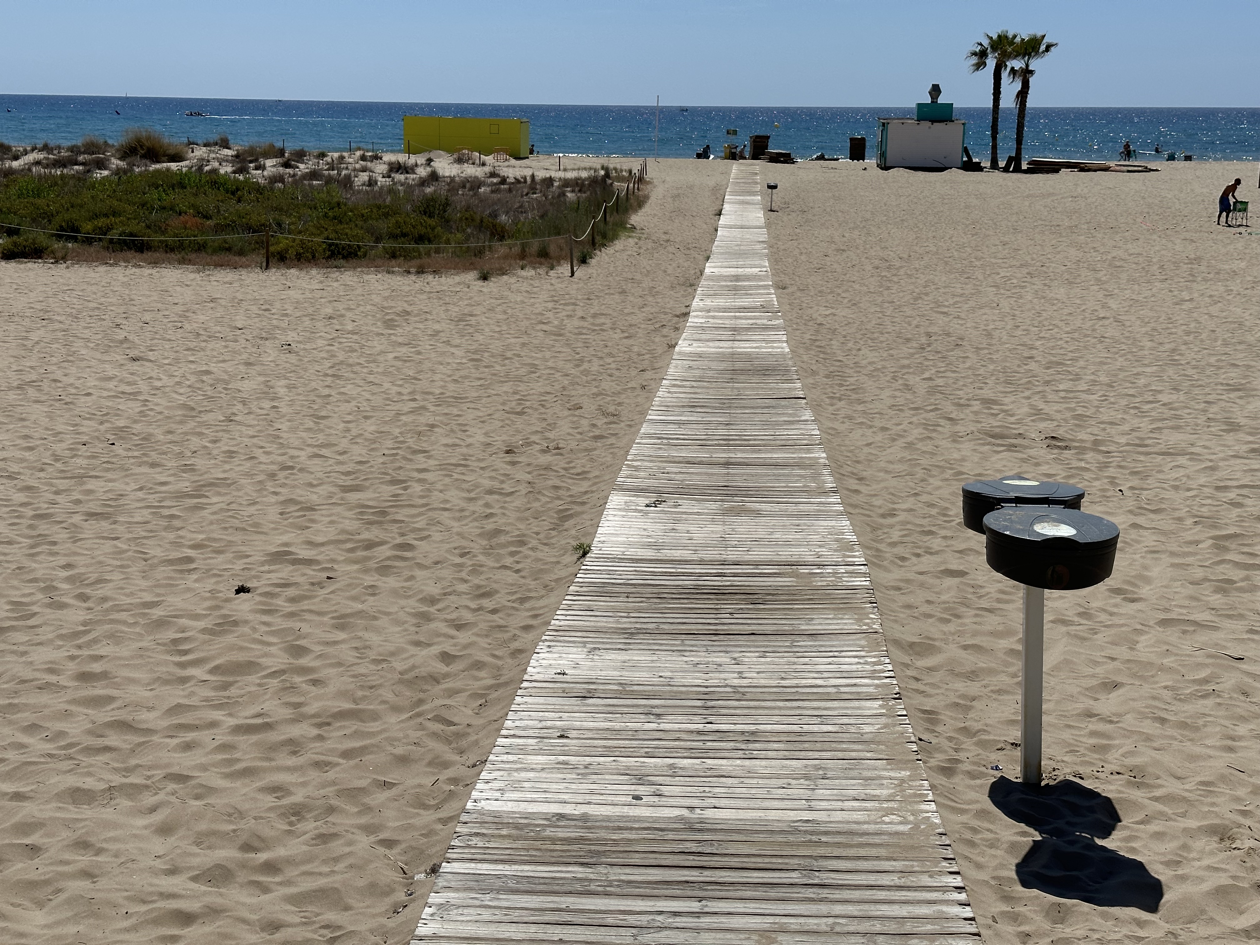 Imatge d'una passera, a la platja de la Paella.