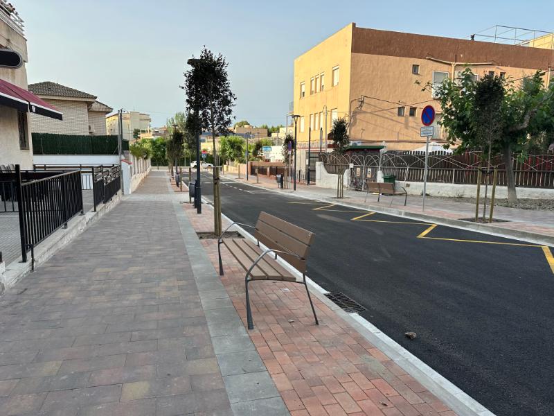 Foto de les obres acabades del carrer de Girona