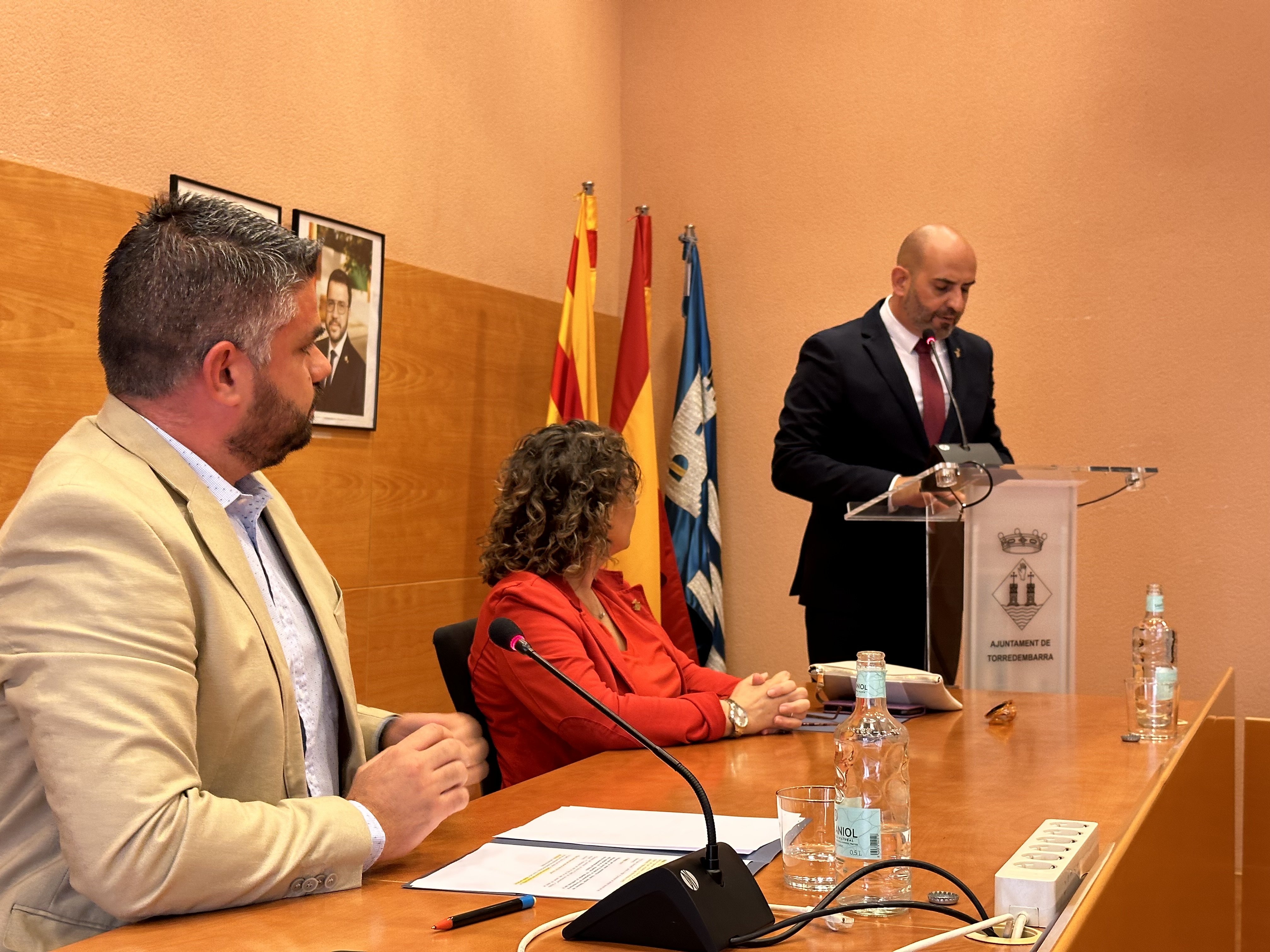 Vale Pino, prometent el càrrec d'alcalde