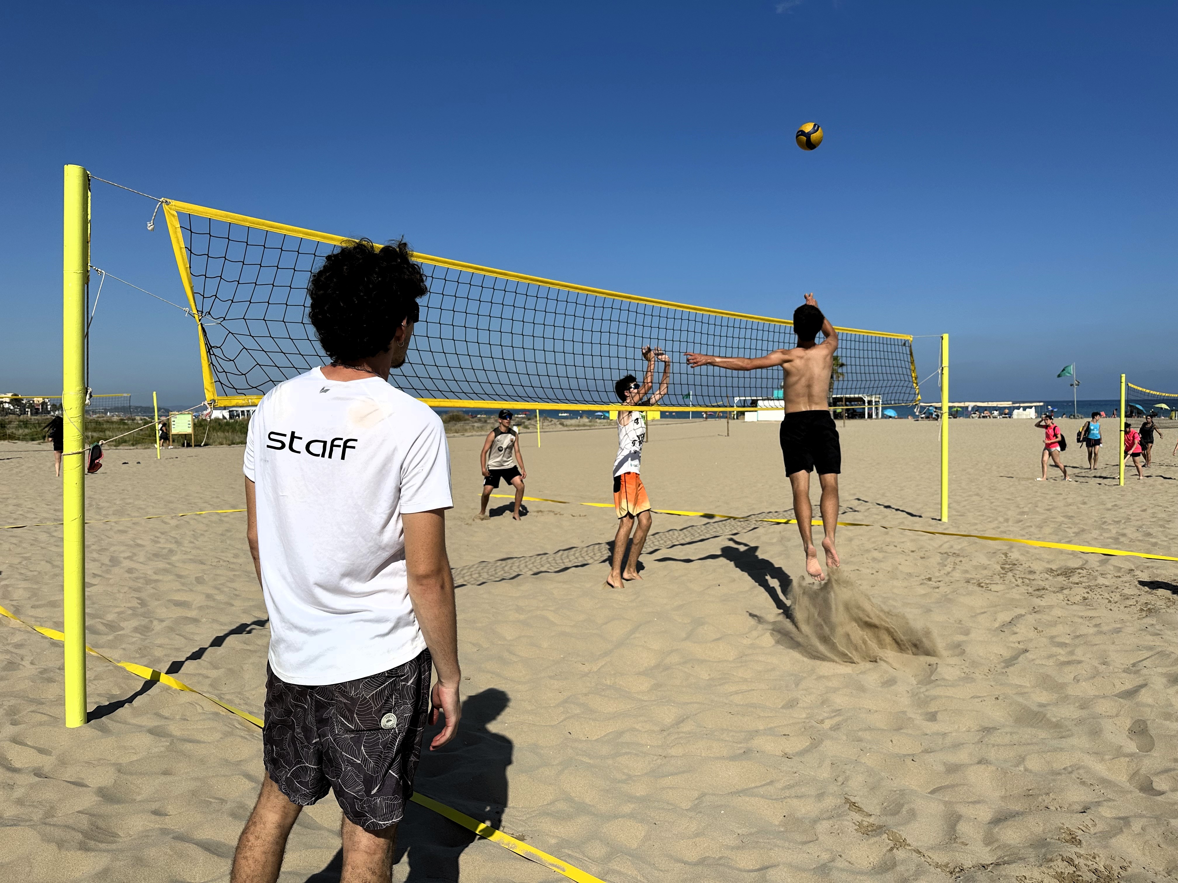 Servei de dinamització esportiva a la platja