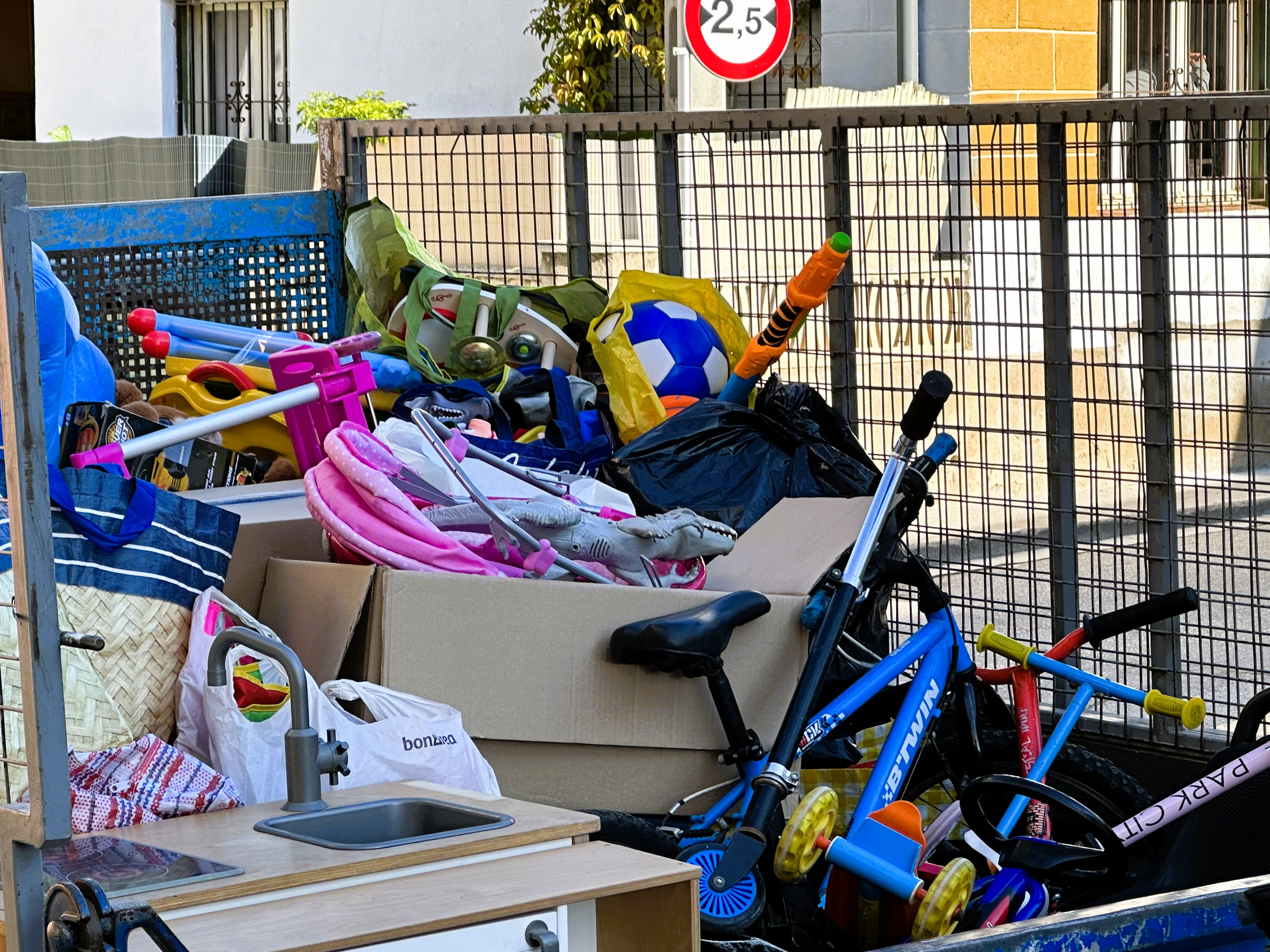 Cap infant sense joguina