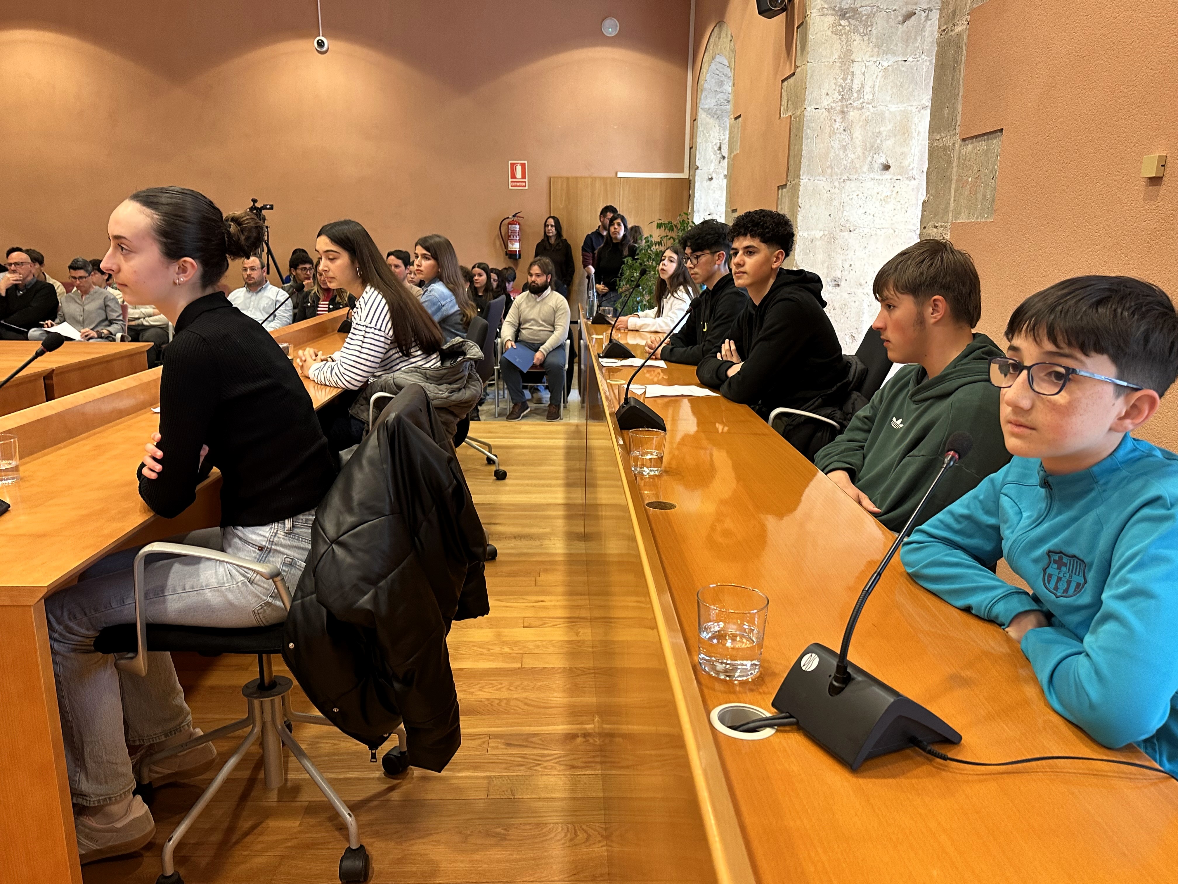 Ple juvenil "Entre tots i totes fem la Torre", del 3 d'abril de 2025