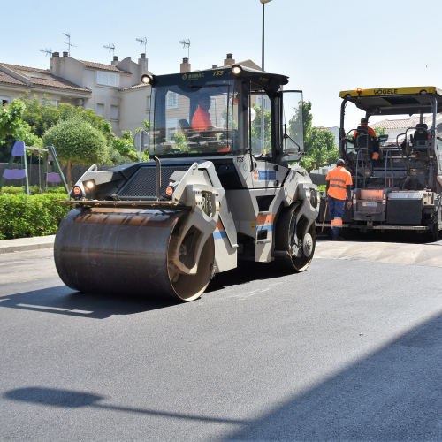 Imatge d'arxiu d'asfaltat de carrers