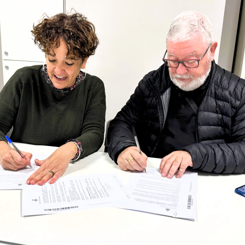 Signatura conveni Ajuntament i Càritas