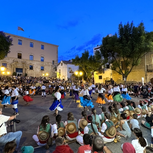 Passada del Seguici Popular amb l'acompanyament de la Fanfara (any 2024)