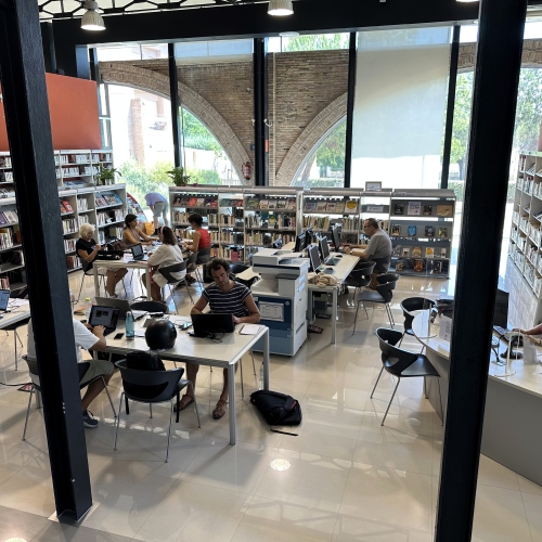 Imatge d'arxiu de la Biblioteca Municipal Mestra Maria Antònia