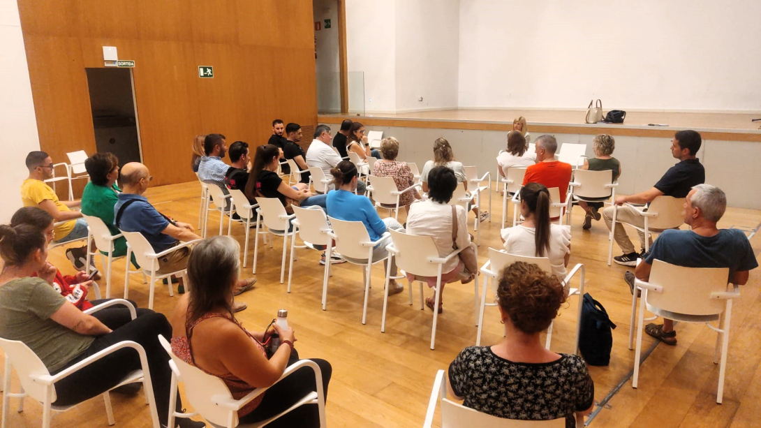 Imatge d'arxiu de la reunió amb comerciants d'octubre de 2023.