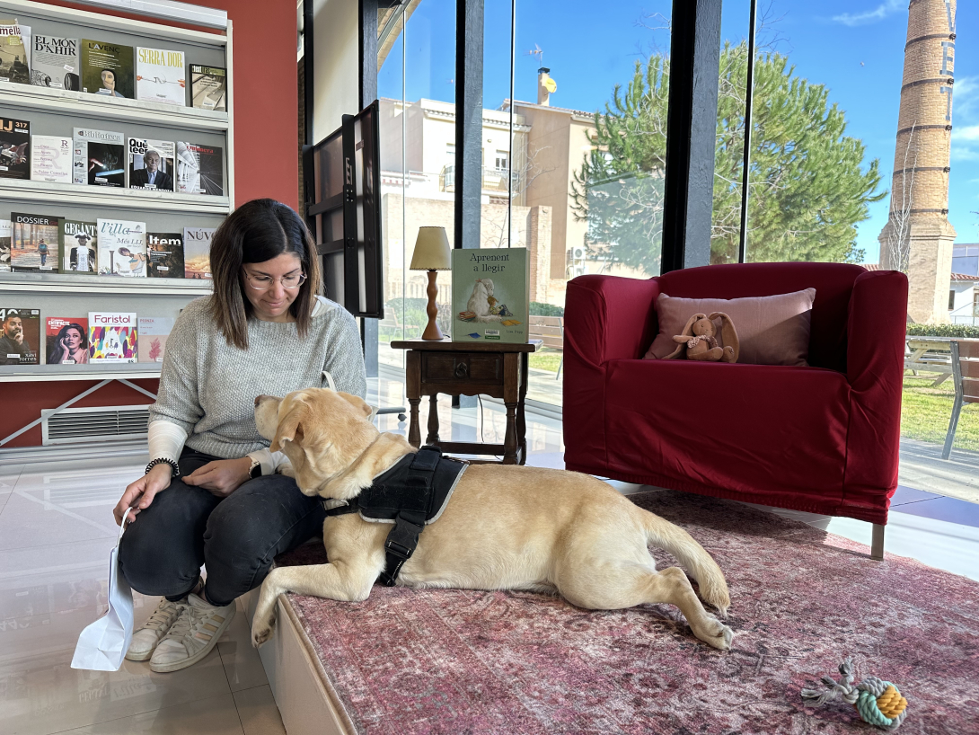 La Lila i la seva propietària, a la Biblioteca Mestra Maria Antònia