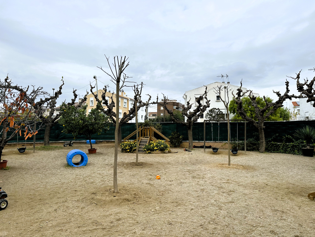  Refugis climàtics als centres educatius