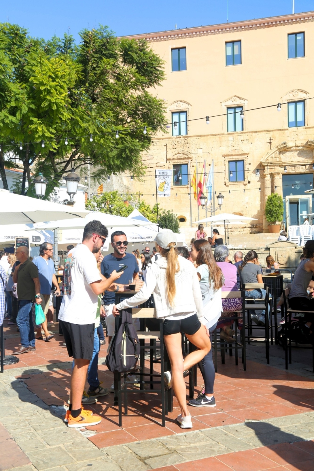 Detall d'ambient d'un matí a la Fira