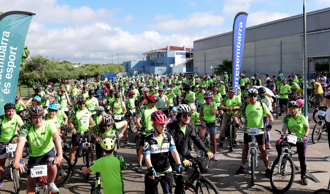 Imatge de la sortida de la Pedalada Popular d'aquest diumenge
